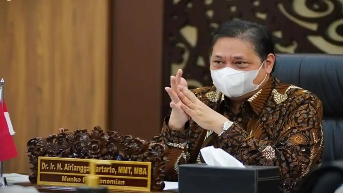 Menko Airlangga: Kasus COVID-19 di luar Jawa-Bali turun 9,5 persen