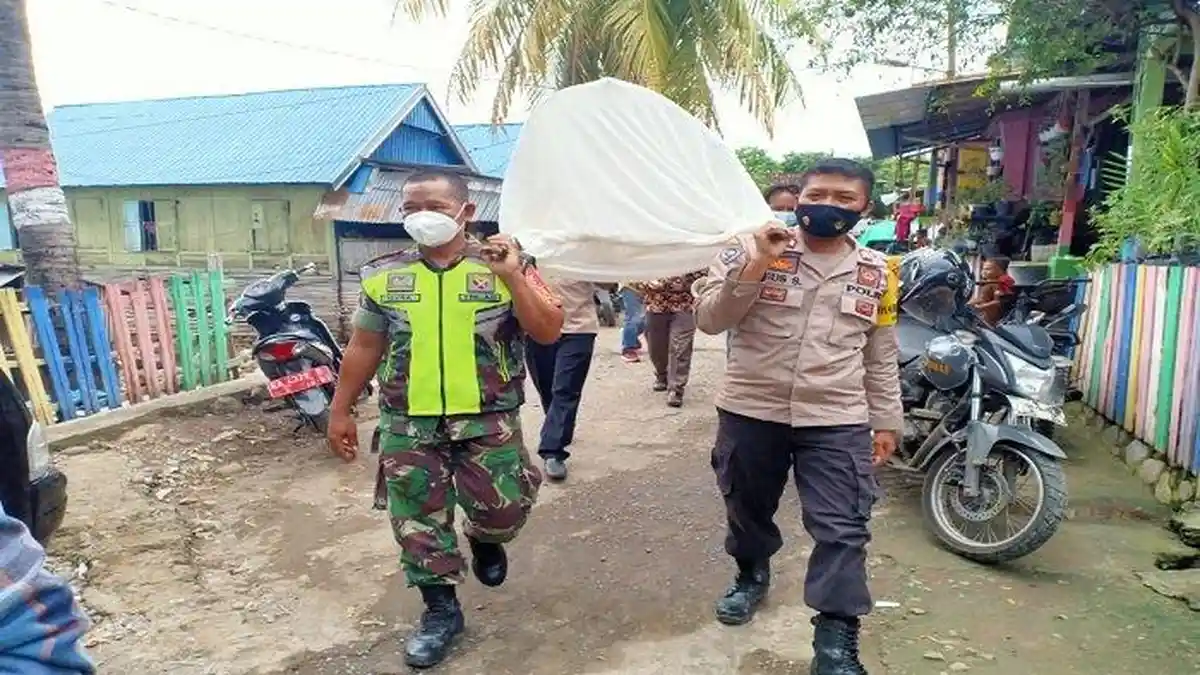 Kenaikan Kasus Kematian Akibat Covid-19 di NTB Tertinggi, Petugas Gabungan Arak Keranda Mayat