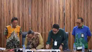 penandatanganan-kerjasama-PSDKU-dengan-ULM.jpg