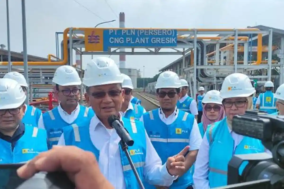 Kunjungi PLTU PLN NP UP Gresik, Menteri ESDM Arifin Tasrif: Pasokan Listrik Aman di Lebaran 2024