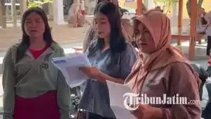 Puluhan-ibu-ibu-muda-di-Tubanmengaku-menjadi-korban-investasi-bodong-L.jpg