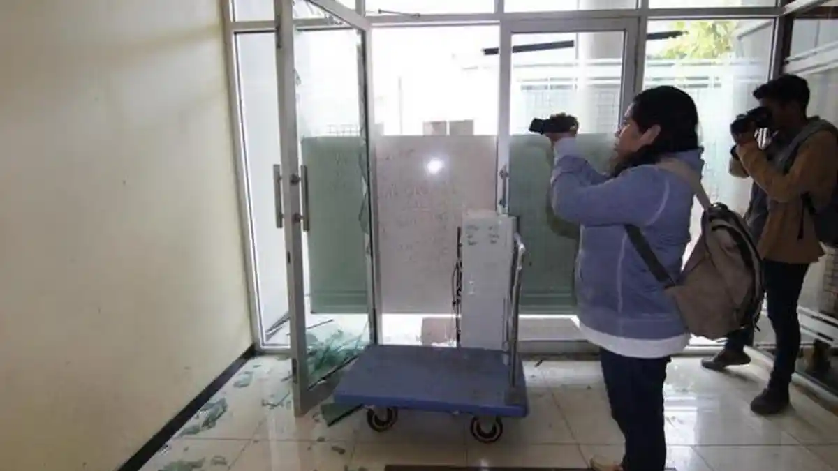 Sekelompok Oknum Brimob Ngamuk Lalu Rusak Asrama Atlet