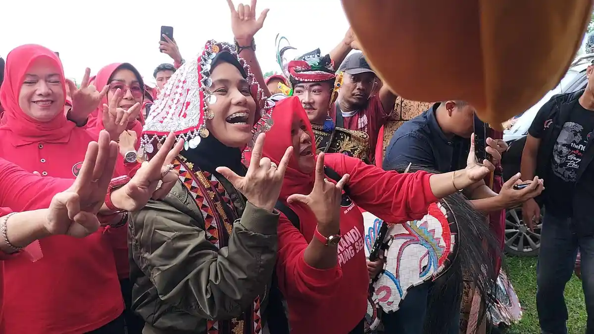 Dari Lampung Tengah, Siti Atiqoh Akan Sambangi Pasar Unit 2 Tulangbawang