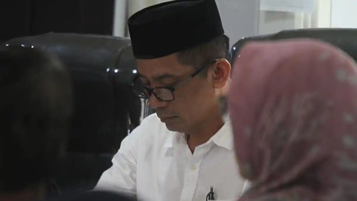 Tak Mau Ikut Perintah M Adil, Saksi Ungkap Istilah Angkat Bendera Putih ...