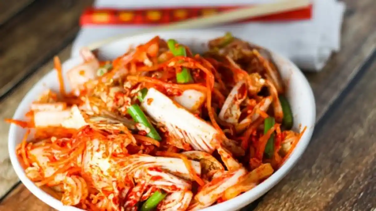 Kimchi Makanan yang Berasal dari Korea, Ini Manfaatnya Bagi Kesehatan Tubuh, Menurunkan Kolesterol