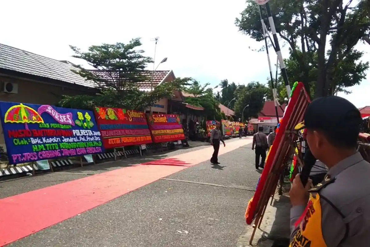 Karpet Merah Sudah Dibentangkan, Siap-siap Sambut Kedatangan Kapolri