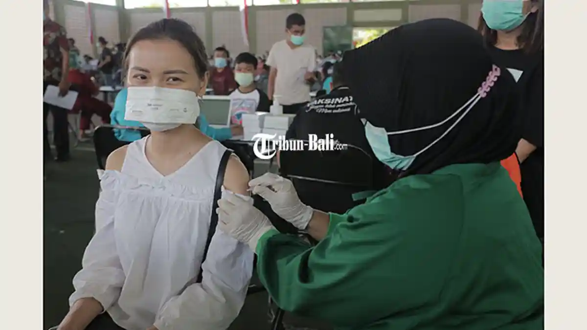 Studi Kesehatan Inggris: Kemanjuran Vaksin AstraZeneca dan  Pfizer-BioNTech Melawan Varian Delta