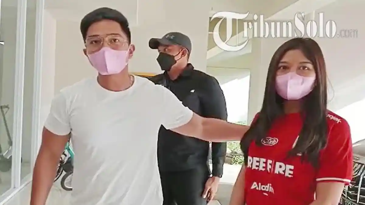 Rencana Pernikahan Kaesang dan Erina, Gibran Irit Bicara : Masih Rahasia