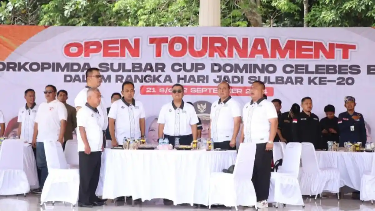 Sekprov Sulbar Buka Turnamen Domino Forkopimda Cup Celebes-Borneo 2024