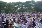 Suasana-Salat-Idul-Fitri.jpg