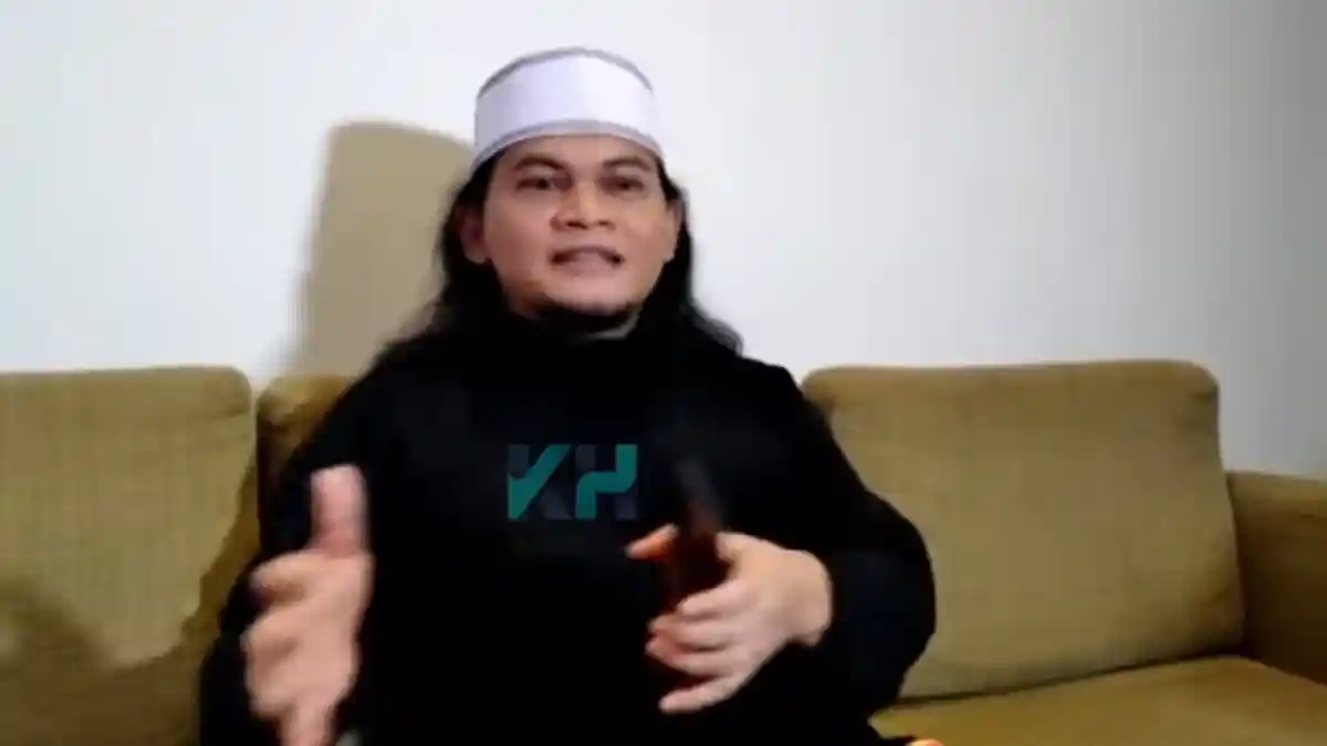 Peramal Asal Aceh Terawang Berpulangnya Mbak You Tahun 2021, Mbah Mijan: Pastinya Kebetulan