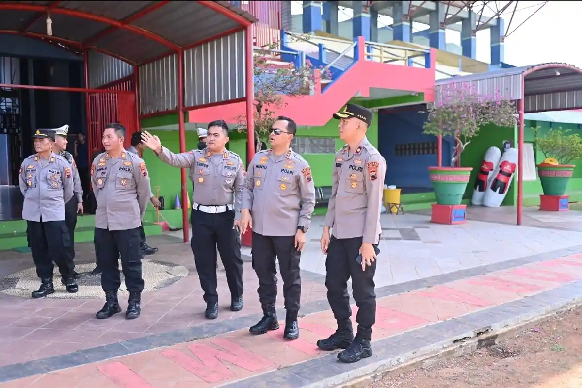 Amankan Laga Uji Coba Persijap Vs PSIS, Polres Jepara Terjunkan Ratusan Personel