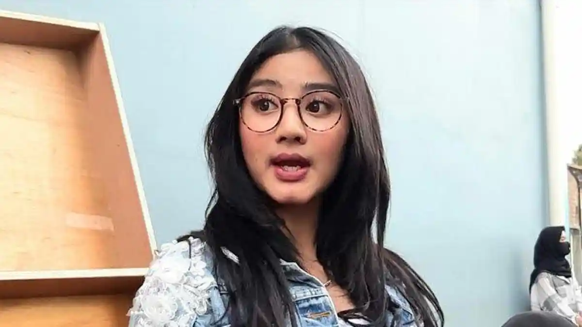 Masih Ingat Artis Ghea Youbi? Begini Kabar Terbarunya, Netizen Komentari Videonya Pakai Tanktop