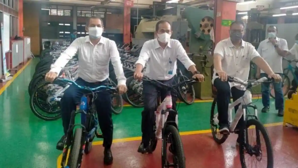 Hilirisasi Riset, Mahasiswa FT Persembahkan Sepeda Listrik Inobike UNY