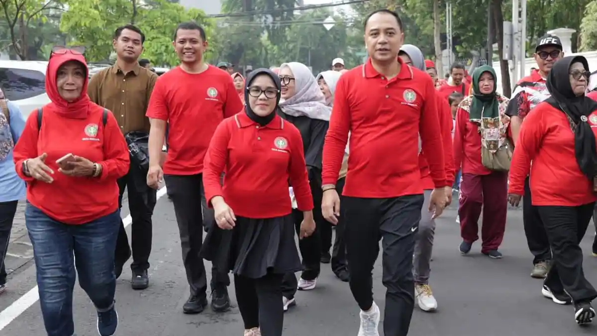 Wali Kota Cak Eri Siapkan Strategi Atasi Kekurangan Guru di Surabaya, Smartboard & Kolaborasi Swasta