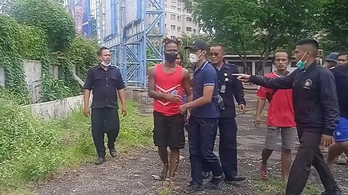 WNA Kabur dari Kejaran Petugas Imigrasi Nyaris Dipukuli Warga di Ancol, Sempat Diteriaki Maling