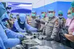 Wali Kota Pekanbaru Tinjau Dapur SPPG Polresta, Target 100 Titik SPPG Tahun Ini