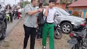 Bupati-Merangin-HM-Syukur-turut-serta-dalam-Gerakan-Ayah-Teladan-Indonesia.jpg