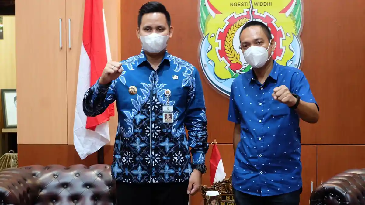 Yoyok Sukawi Temui Dico Ganinduto, Bahas Inovasi Majukan Persik Kendal