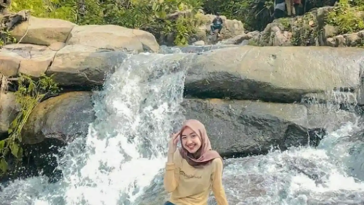 Nikmati Air Terjun Eksotis di Objek Wisata Pulau Cinta Muaro Bungo yang Belum Banyak Diketahui