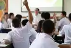 Belajar-mengajar-di-kelas.jpg