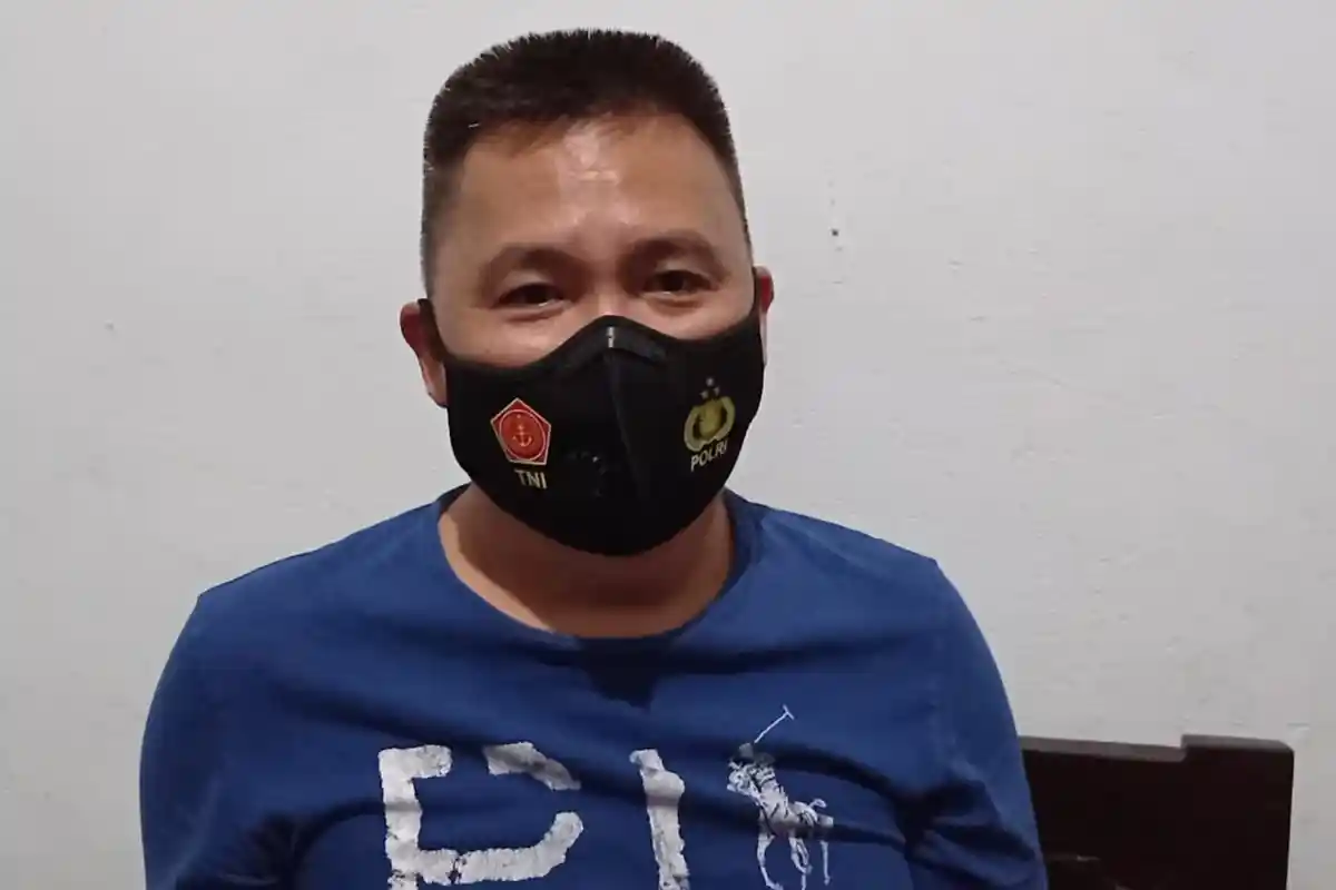 Petugas Lapas Tangkap Napi, Warga Palang Jalan Akibat Informasi Hoaks