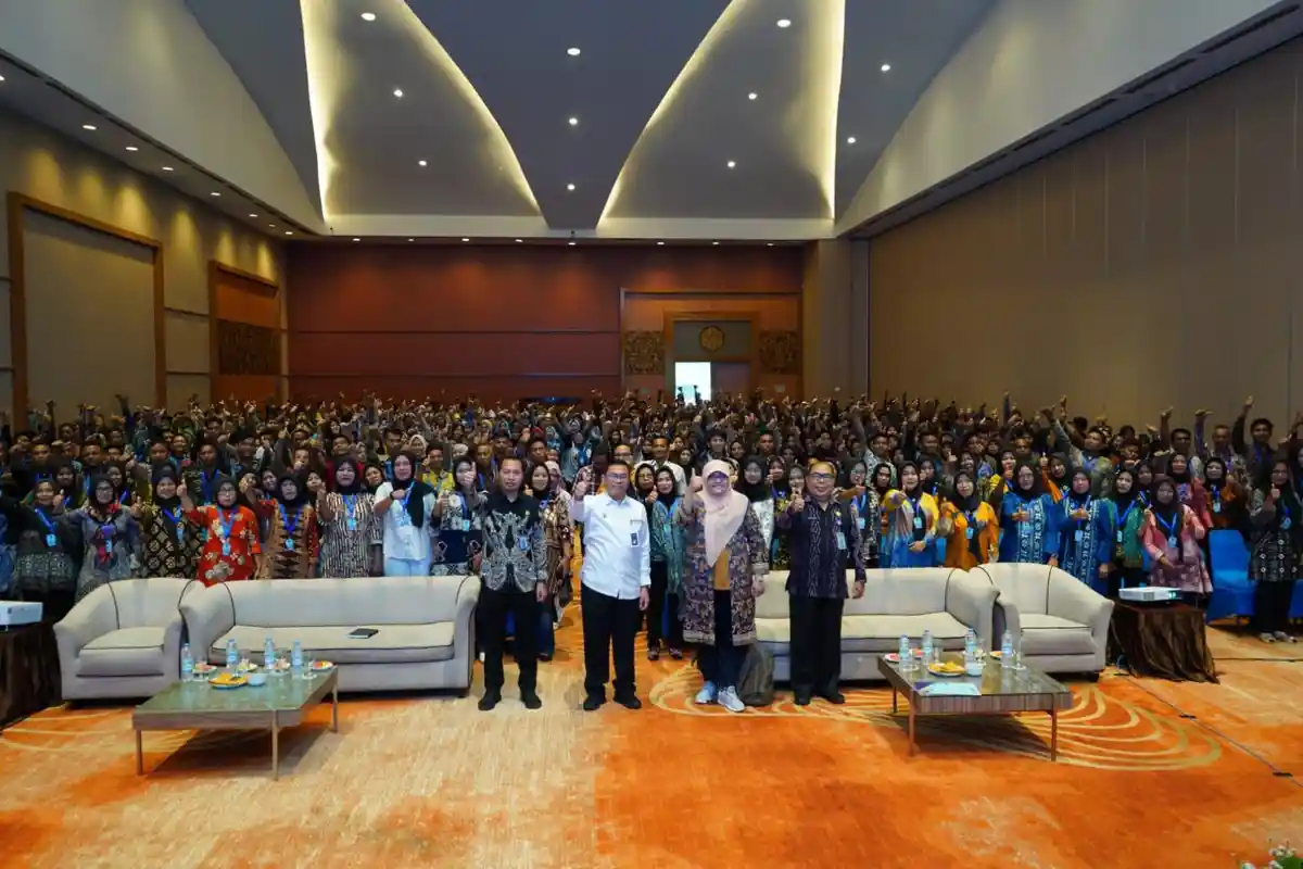 Program Makan Bergizi Gratis Terus Dievaluasi, 3.300 Pekerja SPPG Ikuti Bimtek di Palembang