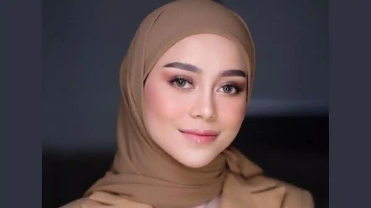 Lirik dan Chord Gitar Insan Biasa - Lesti Kejora yang Trending di YouTube, Mudah Pakai Kunci Dasar