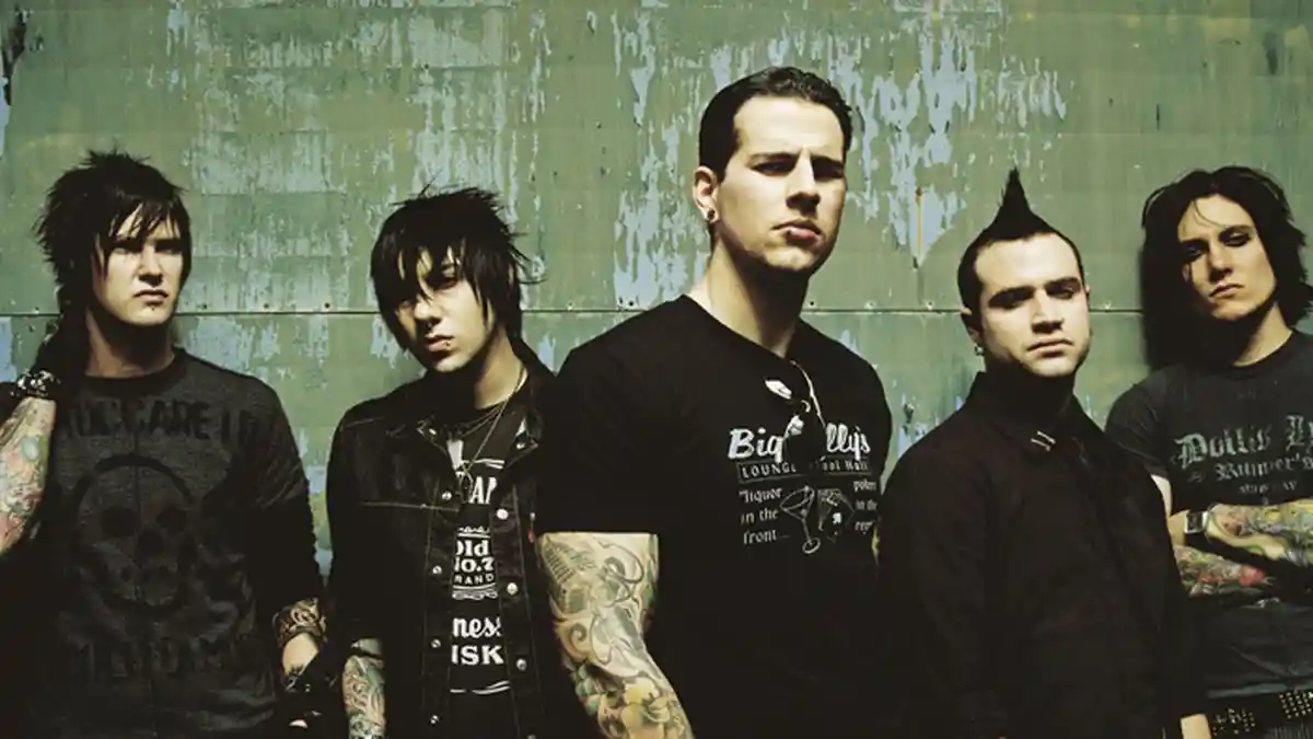 Lirik Nightmare Avenged Sevenfold - Yuk Bikin Malam Jumat Kian Mencekam dengan Lagu Ini!