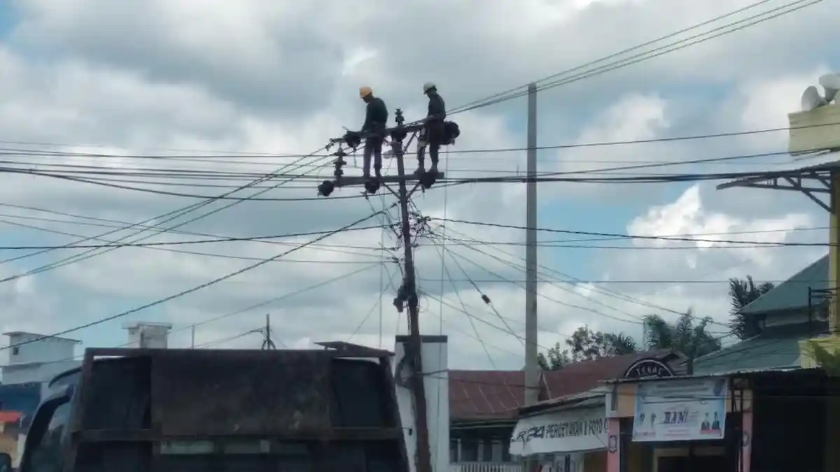 Listrik Masuk Desa, Polman Paling Terang di Sulbar