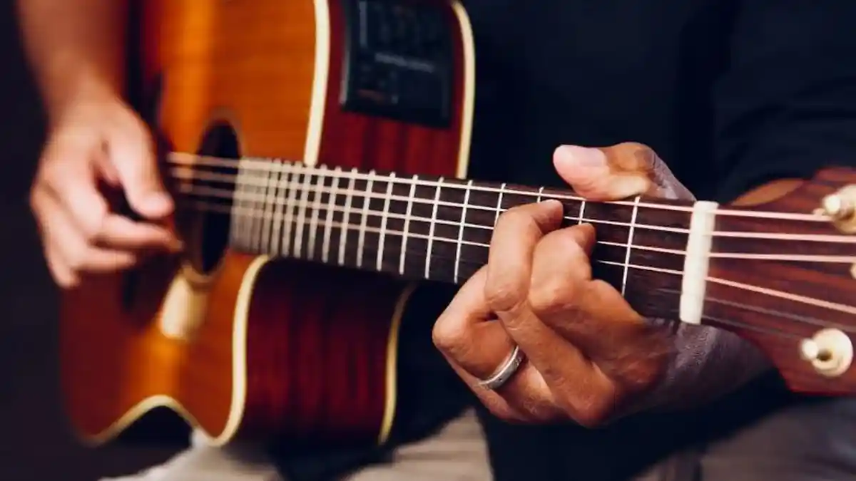 Lagu Batak Populer, Chord Lagu Batak Jolma Biasa