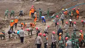 longsor-di-Cisarua-Kabupaten-Bandung-Barat.jpg
