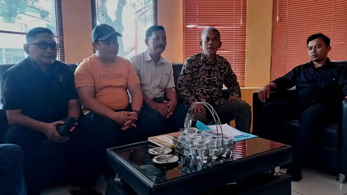 Tim Pemenangan Eman-Dena Buka Suara Terkait Video Bagi-bagi Makanan di RSUD Majalengka