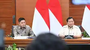 Prabowo-Subianto-dan-Teddy-kiri.jpg