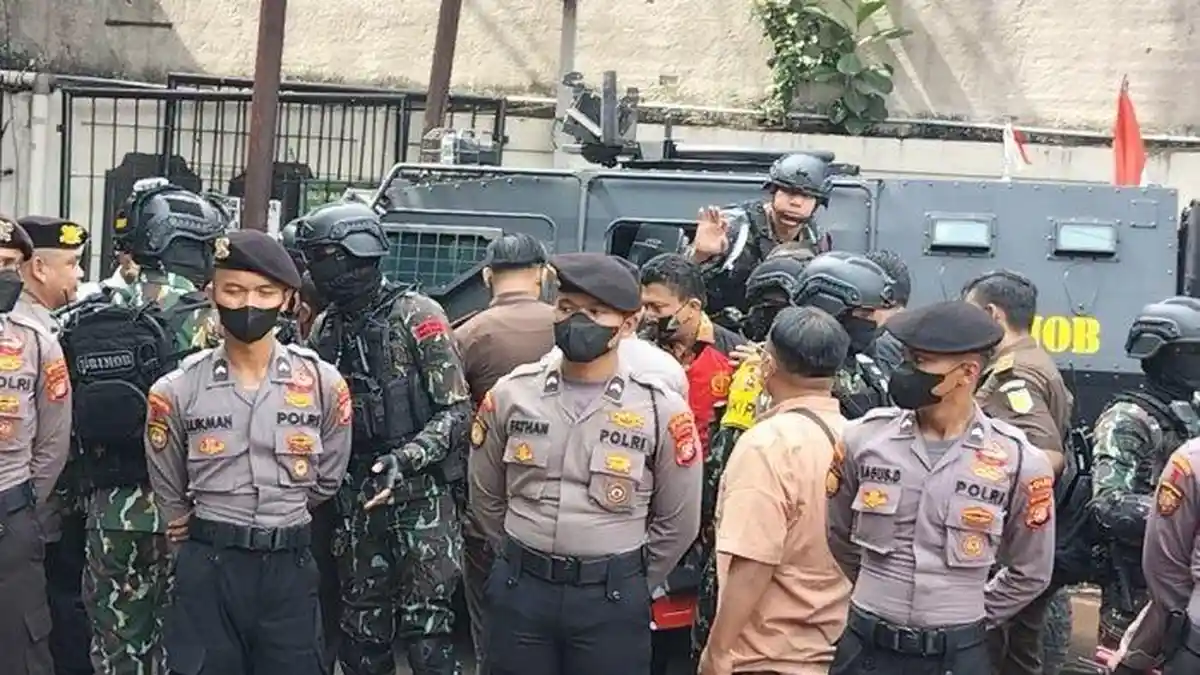 Jalani Sidang Perdana, Ferdy Sambo Dibawa ke PN Jaksel dengan Rantis Brimob, Dikawal Ketat Polisi