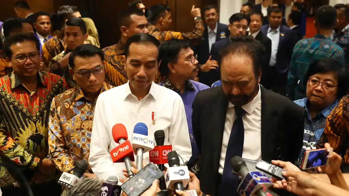 Jokowi: Indonesia Sudah Kebanyakan Peraturan, Stop Perda yang Bebani Rakyat