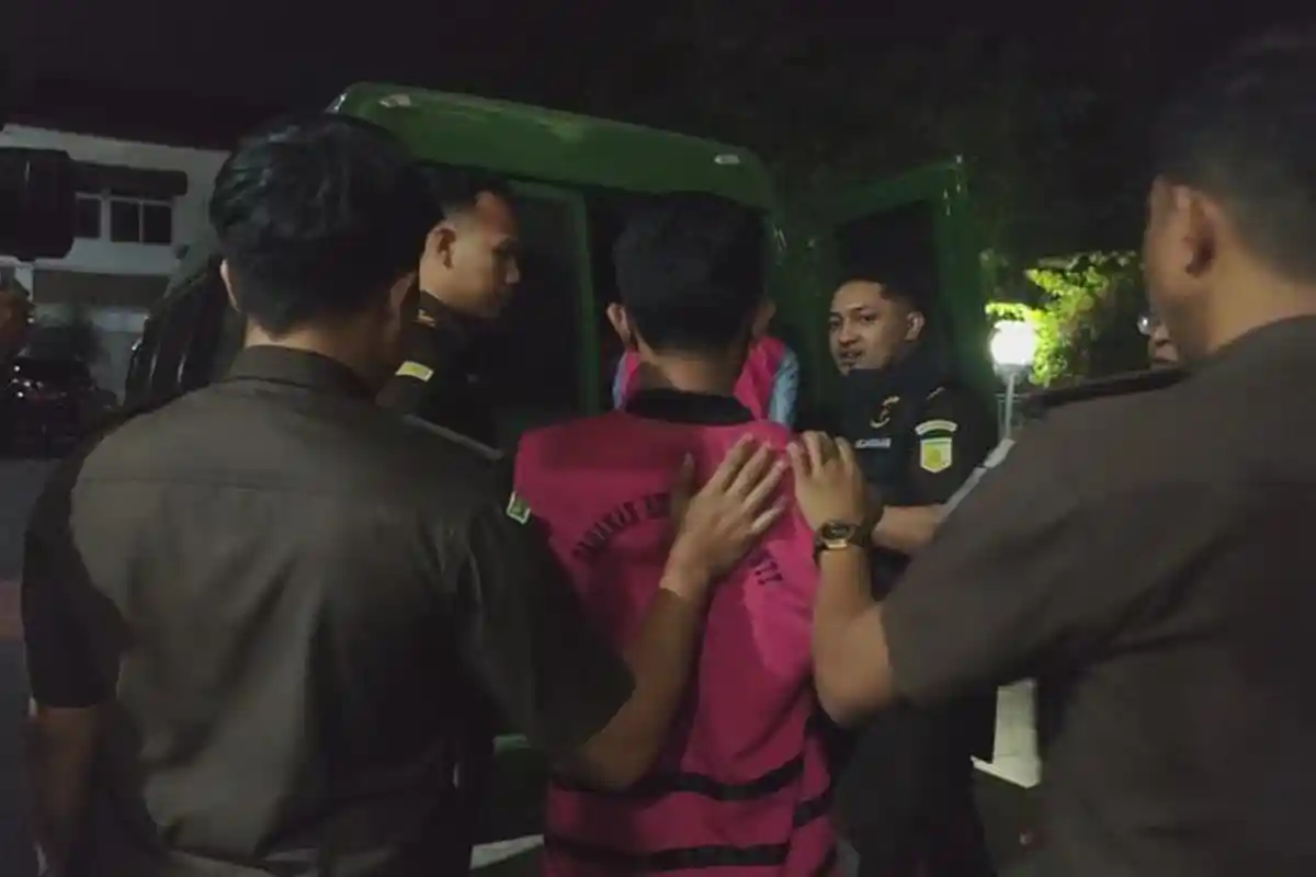 Identitas Tiga Tersangka yang Diduga Korupsi Proyek Renovasi Sekolah di Kupang NTT