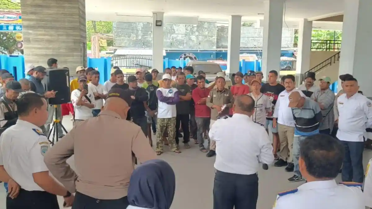 Ini Poin Tuntutan Sopir Angkot ke Dishub Maluku Soal Penataan AKDP