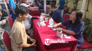 RS-Panti-Waluyo-Solo-mengadakan-senam-bersama-hingga-pemeriksaan-kesehatan.jpg