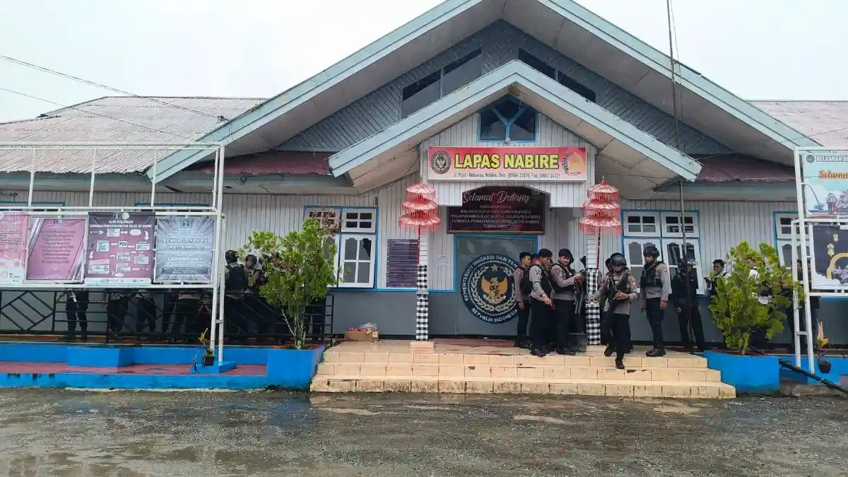 BREAKING NEWS: 20 Narapidana Kabur dari Lapas Nabire