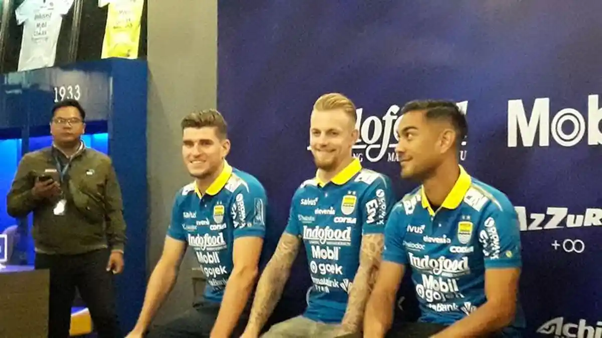 Kevin Van Kippersluis, Nick Kuipers & Omid Nazari Resmi Direkrut Persib Bandung, Ini Profil Mereka