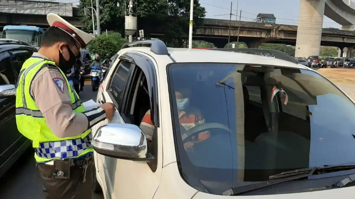 Warga Jakarta Pusat, Simak Ruas Jalan yang Terdampak Sistem Ganjil-Genap Kendaraan