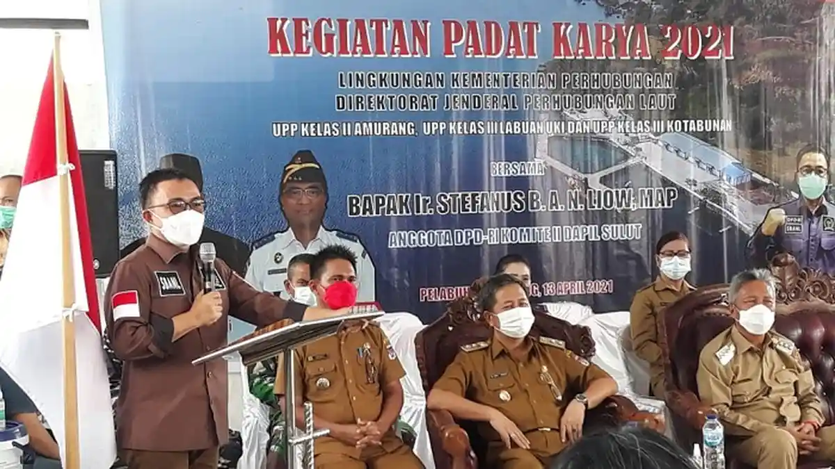 Program Padat Karya Wujud Sinergitas DPD RI di Pelabuhan Amurang, Bupati Minsel Beri Apresiasi