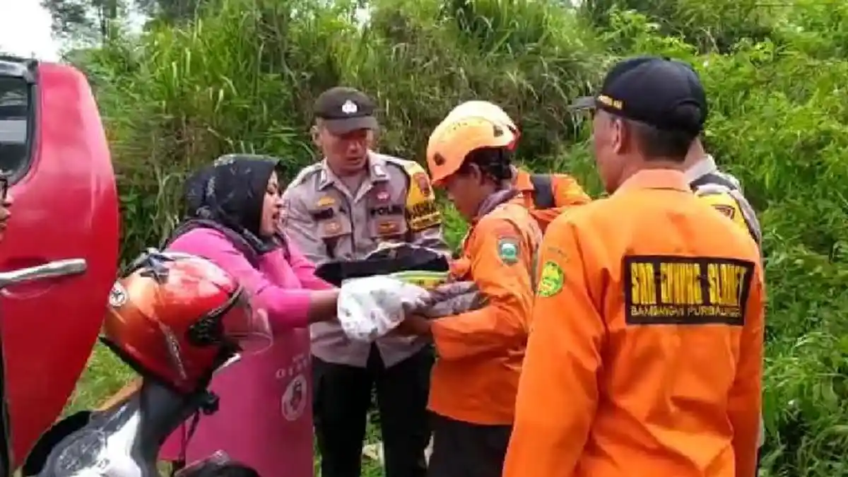 Pedagang Melahirkan di Pos Pendakian Gunung Slamet, Ibu dan Bayi dalam Keadaan Sehat