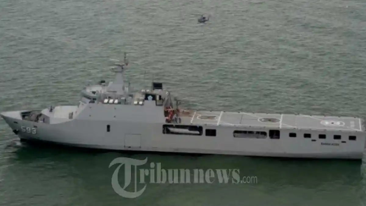 KRI Banda Aceh 593, Pengawal Samudra Indonesia Berlabuh di Bintan, Miliki Helipad Hingga RS Darurat