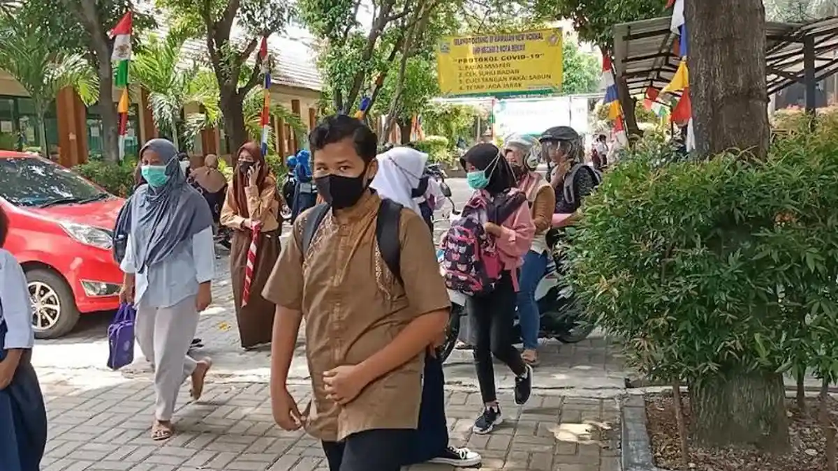 Siswa SMPN 2 Kota Bekasi Berharap PTM Kembali Normal