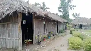 Kondisi-gedung-darurat-SMPN-5-Satap-di-Desa-Fatuteta-Kecamatan-Amabi-Oefeto.jpg