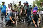 tanam-pohon-mangrove_20150826_230333.jpg