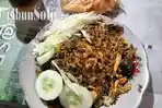Satu-porsi-nasi-goreng-jamur-Pak-Pur-di-Jalan-Sultan-Agung-Kelurahan-Sra.jpg