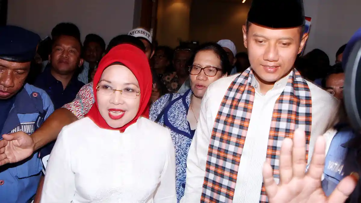 Agus-Sylviana Serahkan Surat Bersedia Mengundurkan Diri dari Jabatannya